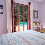 Arodo Seaside - Christina سيفوتا